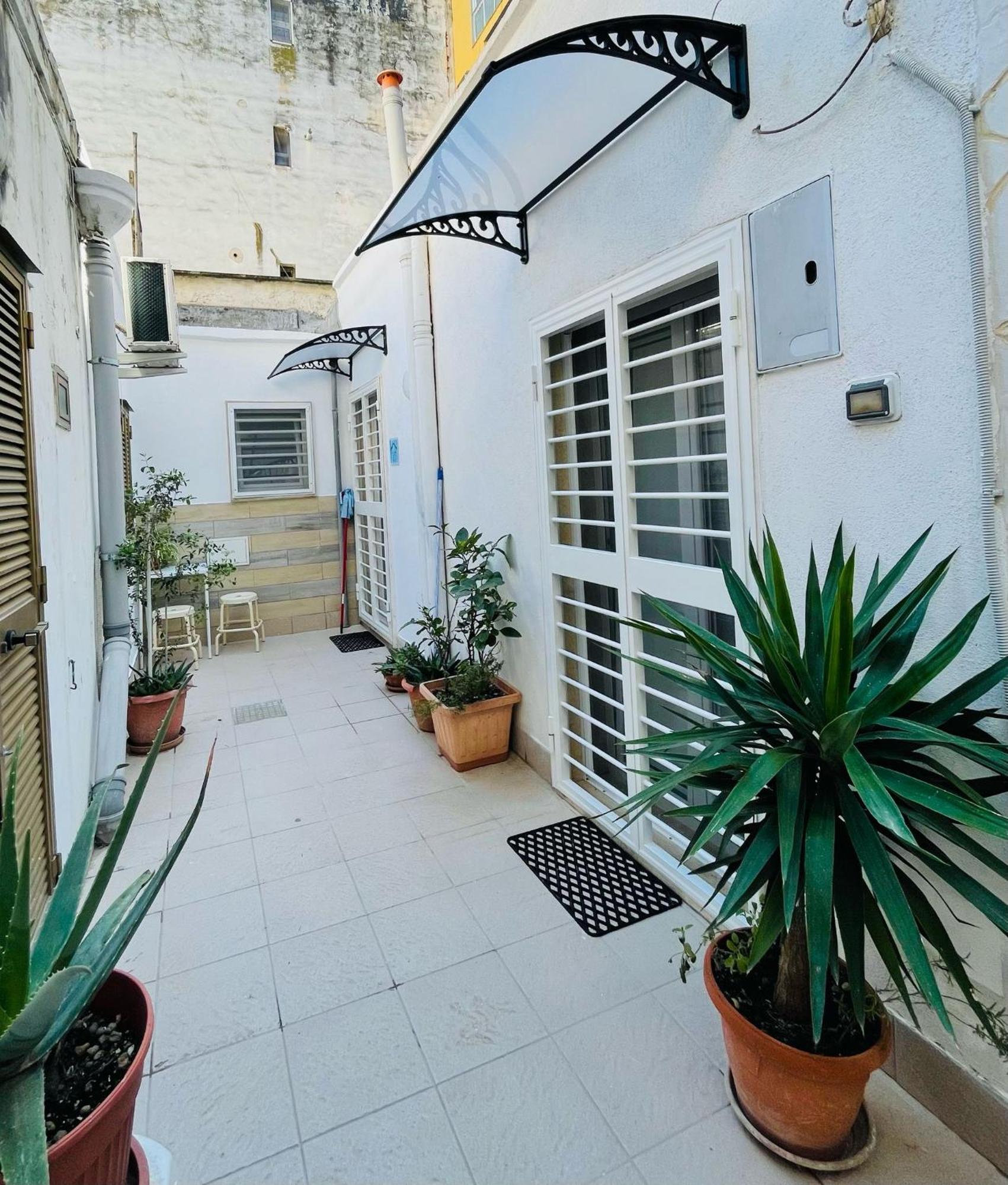La Cattaro Villa Bari Kültér fotó